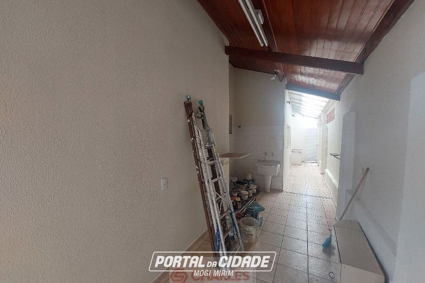 Casa para alugar - 231m&sup2; - Centro