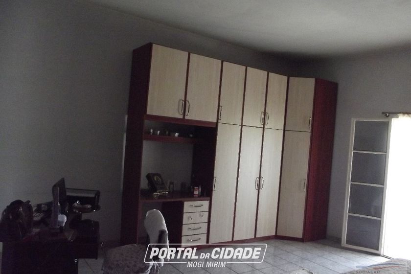 Casa &agrave; venda - 360m&sup2; - Centro