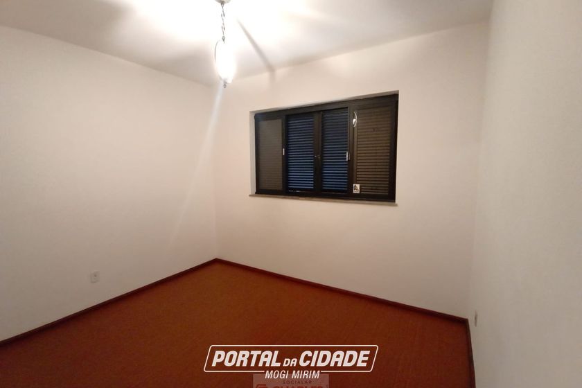 Casa para alugar - 292m&sup2; - Centro