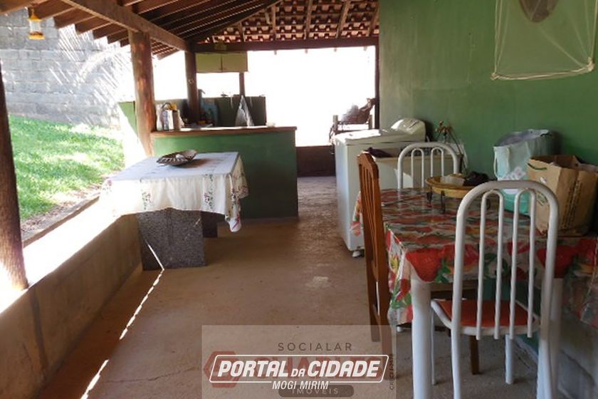 S&iacute;tio &agrave; venda - 280m&sup2; - Centro