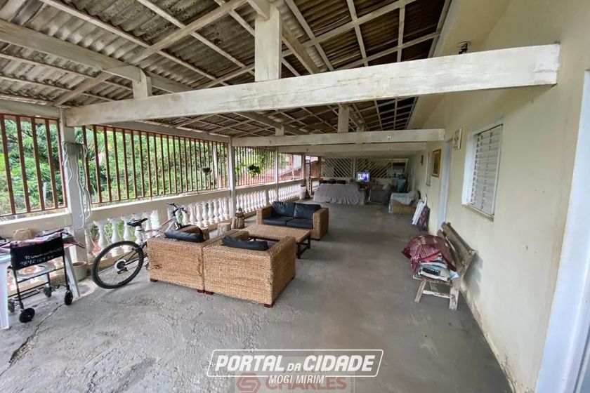 S&iacute;tio &agrave; venda - 10m&sup2; - Centro