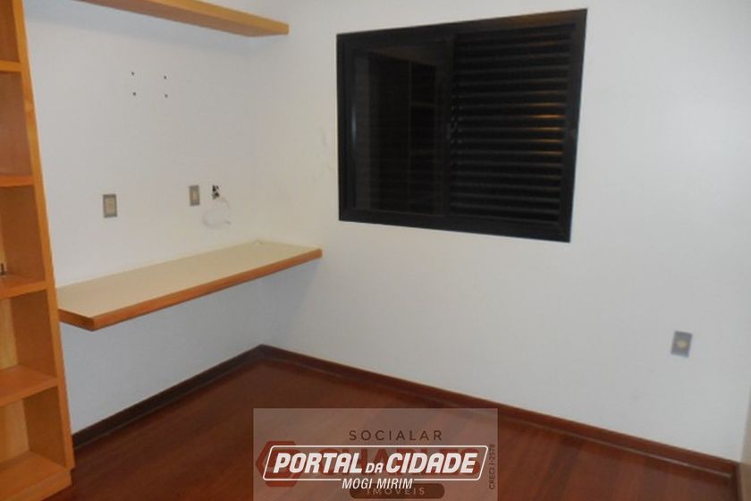 Apartamento &agrave; venda - 180m&sup2; - Centro