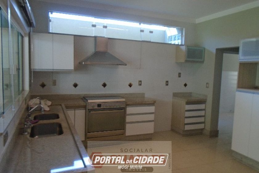 Casa &agrave; venda - 248m&sup2; - Centro