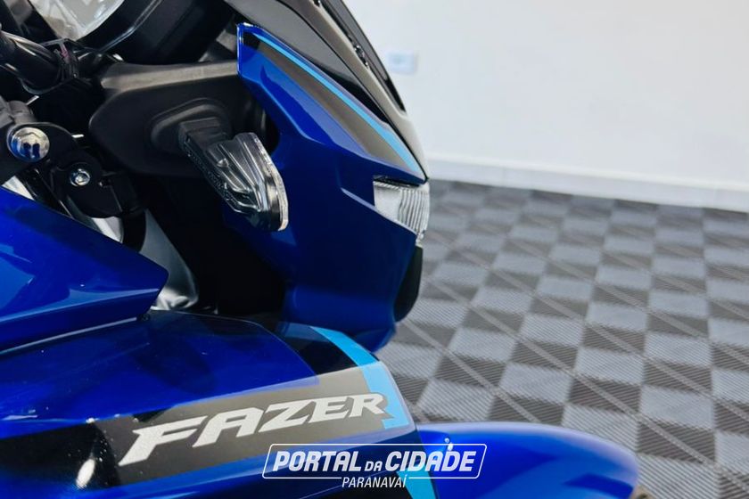 YAMAHA FZ25