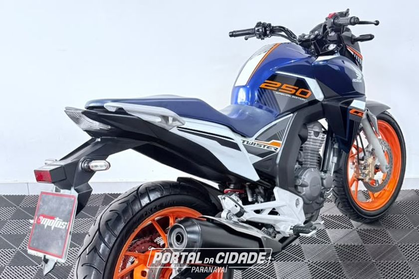 HONDA CB