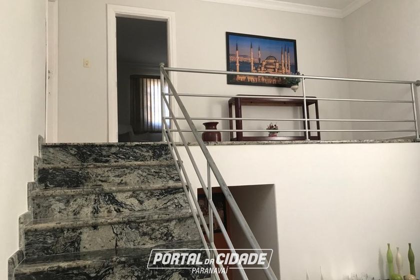 Casa &agrave; venda - 330m&sup2; - Centro