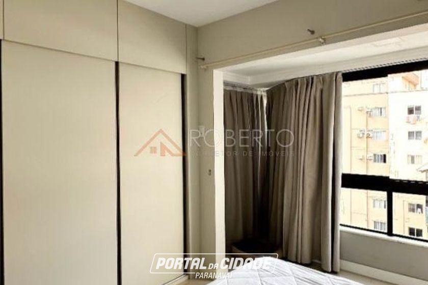 Apartamento &agrave; venda - 102m&sup2; - Meia Praia