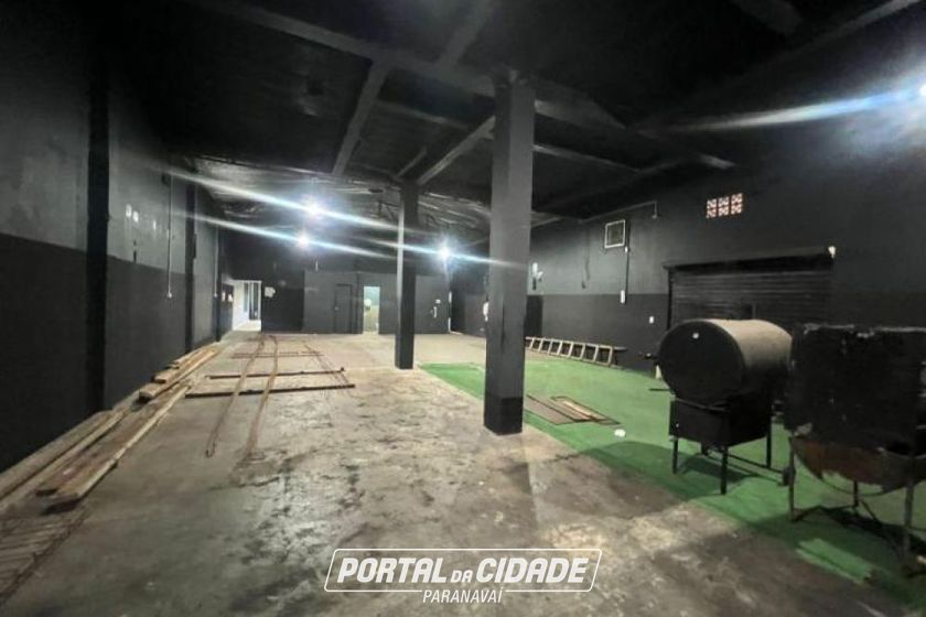 Sal&atilde;o Comercial para alugar - Jardim Farropilha