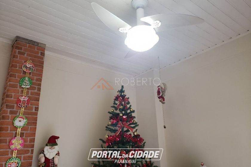 Casa &agrave; venda - 637m&sup2; - Centro