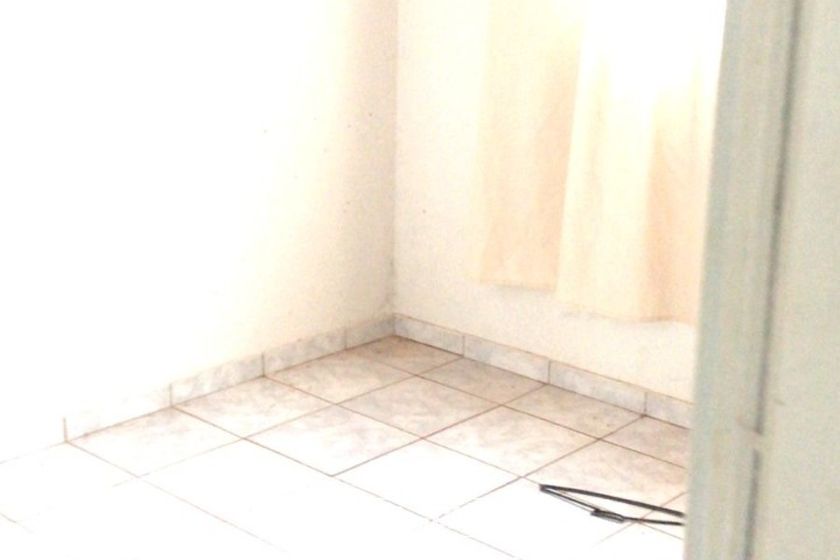 Casa &agrave; venda - 130m&sup2; - Jardim Itaipu
