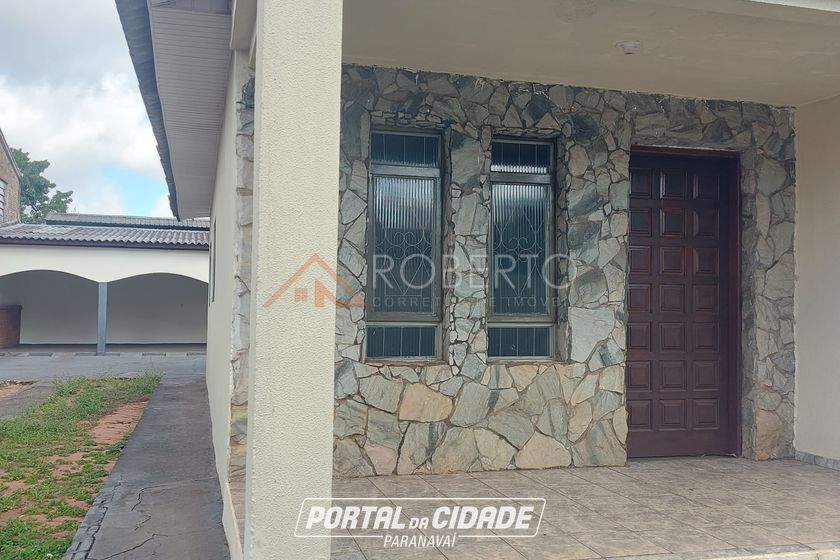 Casa &agrave; venda - 450m&sup2; - Centro