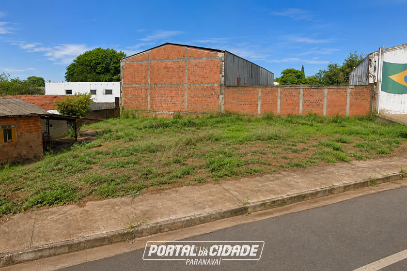 Terreno &agrave; venda - 427m&sup2; - Ch&aacute;caras Jaragu&aacute;