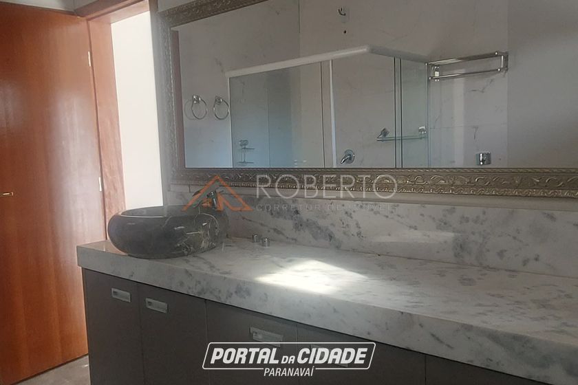 Casa &agrave; venda - 340m&sup2; - MONTE CRISTO