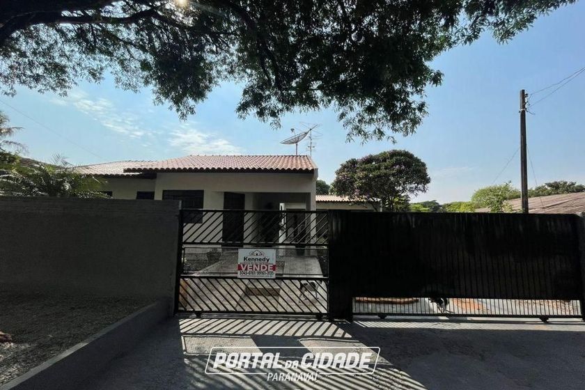 Casa &agrave; venda - 600m&sup2; - Distrito Sumar&eacute; (Sumar&eacute;)