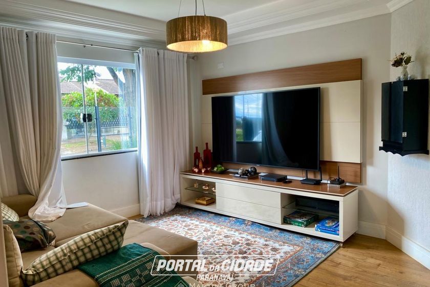 Casa &agrave; venda - 349m&sup2; - Jardim Santos Dumont