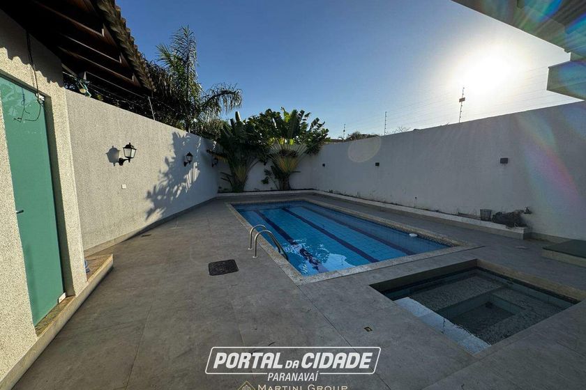Sobrado para alugar - 306m&sup2; - Jardim Simara