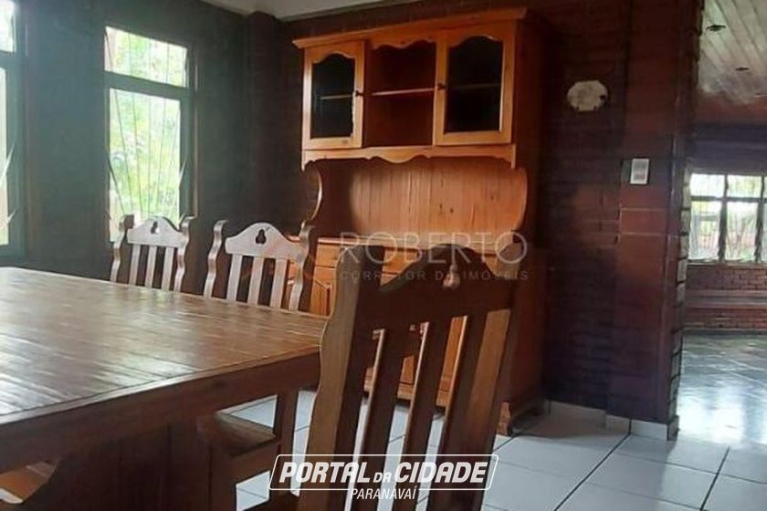 Sobrado &agrave; venda - 250m&sup2; - Centro