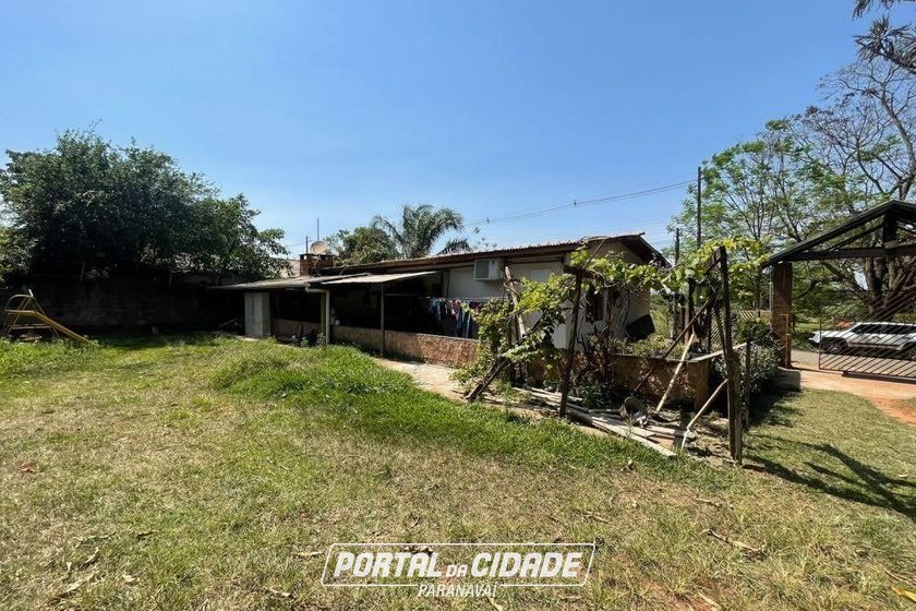 Ch&aacute;cara &agrave; venda - Vila Oper&aacute;ria