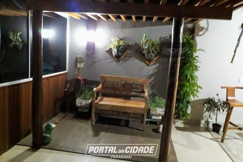 Casa &agrave; venda - 270m&sup2; - Jardim Igua&ccedil;u