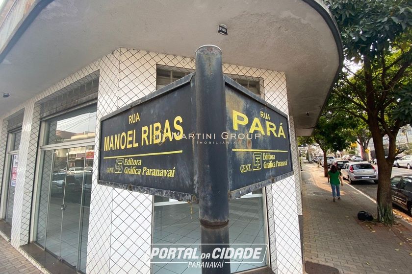 Sala Comercial &agrave; venda - 760m&sup2; - Centro