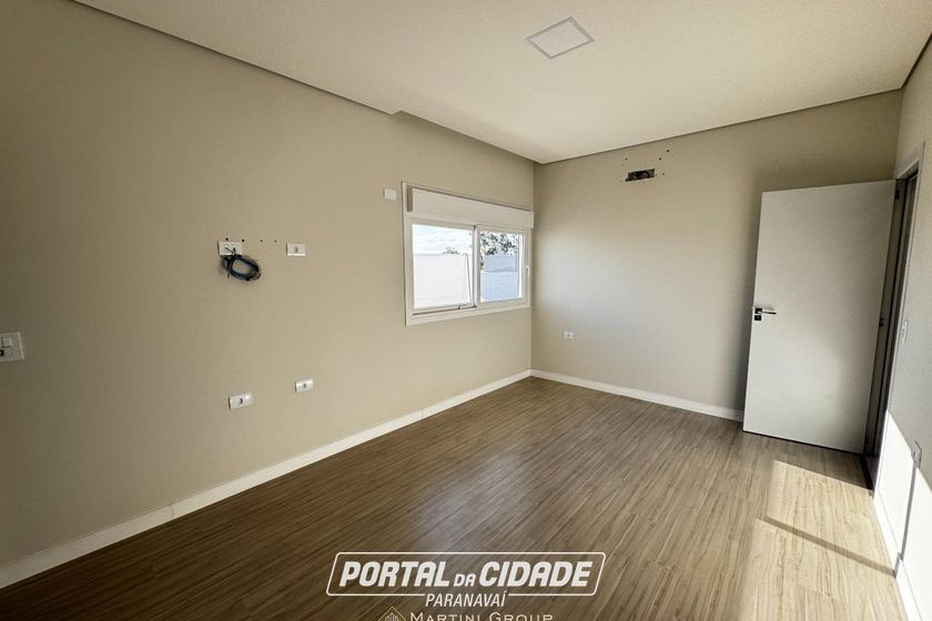 Casa &agrave; venda - 305m&sup2; - Condom&iacute;nio Parthenon