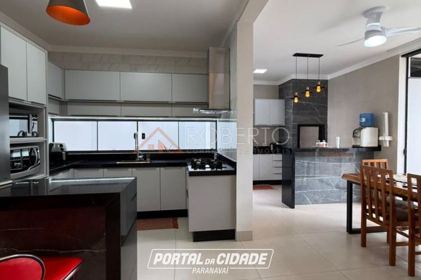 Casa &agrave; venda - 300m&sup2; - Jardim O&aacute;sis