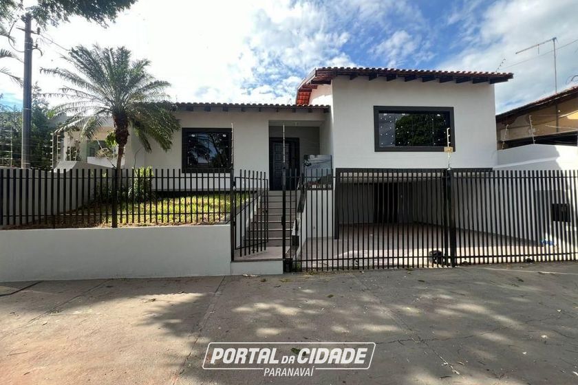 Sobrado &agrave; venda - Centro