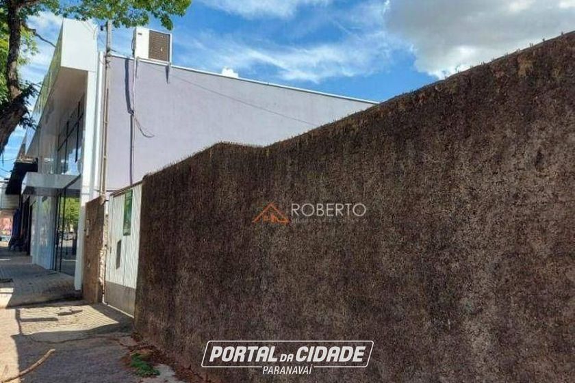 Terreno &agrave; venda - 900m&sup2; - Centro