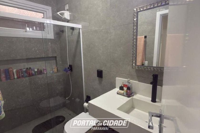 Casa &agrave; venda - 230m&sup2; - Condom&iacute;nio Arauc&aacute;ria