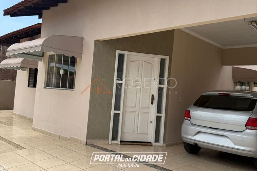 Casa &agrave; venda - 637m&sup2; - Centro