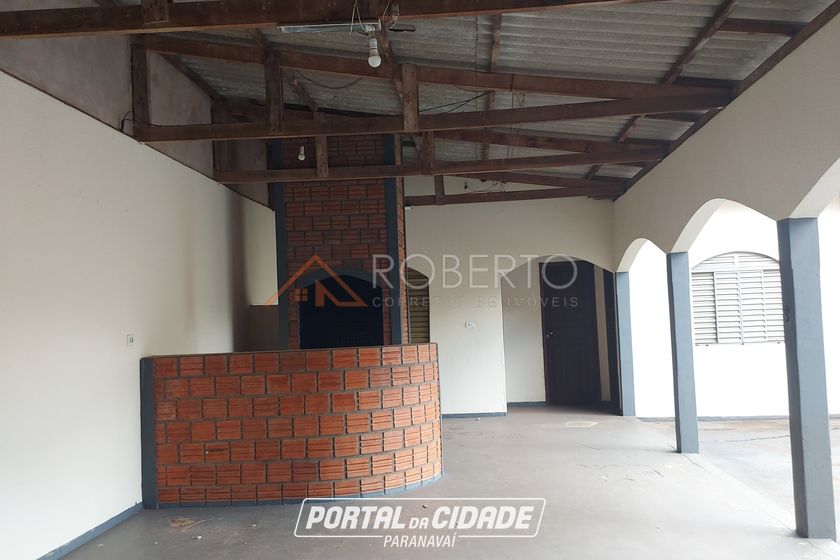 Casa &agrave; venda - 450m&sup2; - Centro