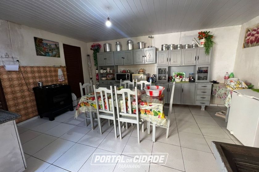 Casa &agrave; venda - 300m&sup2; - Distrito Sumar&eacute; (Sumar&eacute;)