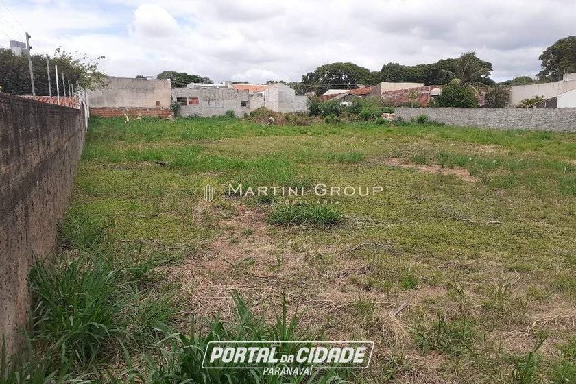 Terreno &agrave; venda - 2700m&sup2; - Jardim Maring&aacute;