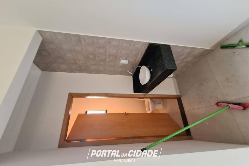 Casa &agrave; venda - 130m&sup2; - JARDIM PORTO SEGURO