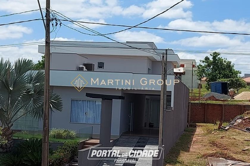Casa &agrave; venda - 400m&sup2; - Condom&iacute;nio &Aacute;guas do Paran&aacute;