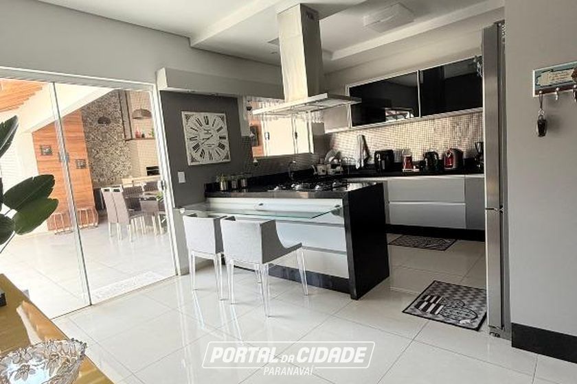 Casa &agrave; venda - 204m&sup2; - Jardim das Palmeiras