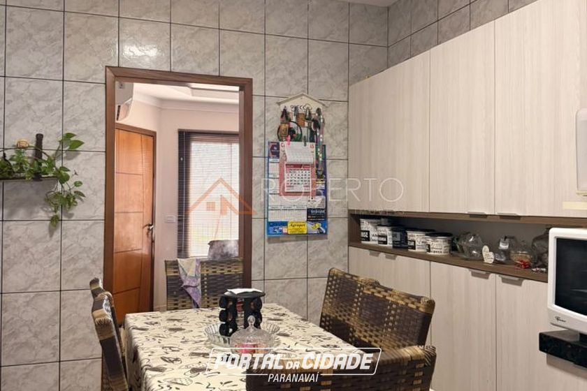 Casa &agrave; venda - 303m&sup2; - Conjunto Habitacional Sumar&eacute; (Sumar&eacute;)
