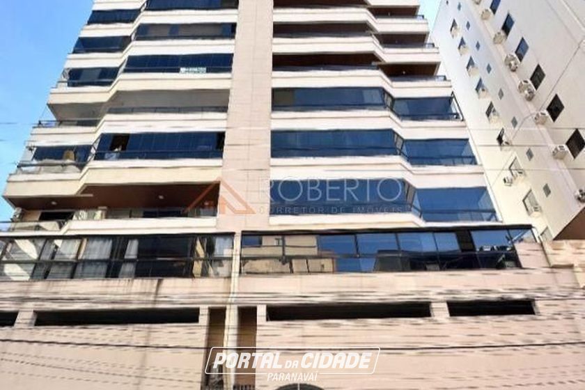 Apartamento &agrave; venda - 102m&sup2; - Meia Praia