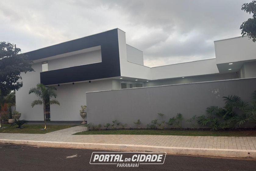 Casa &agrave; venda - 230m&sup2; - Condom&iacute;nio Arauc&aacute;ria