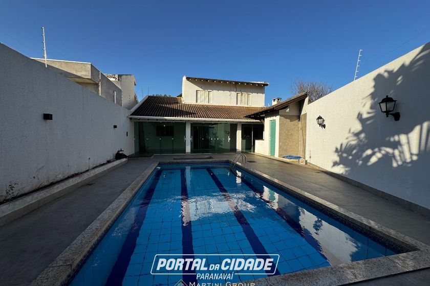 Sobrado para alugar - 306m&sup2; - Jardim Simara