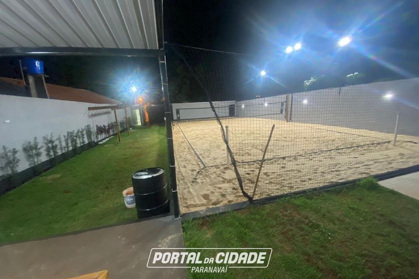 Ch&aacute;cara &agrave; venda - 465m&sup2; - Centro