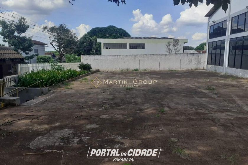 Casa &agrave; venda - 600m&sup2; - Centro
