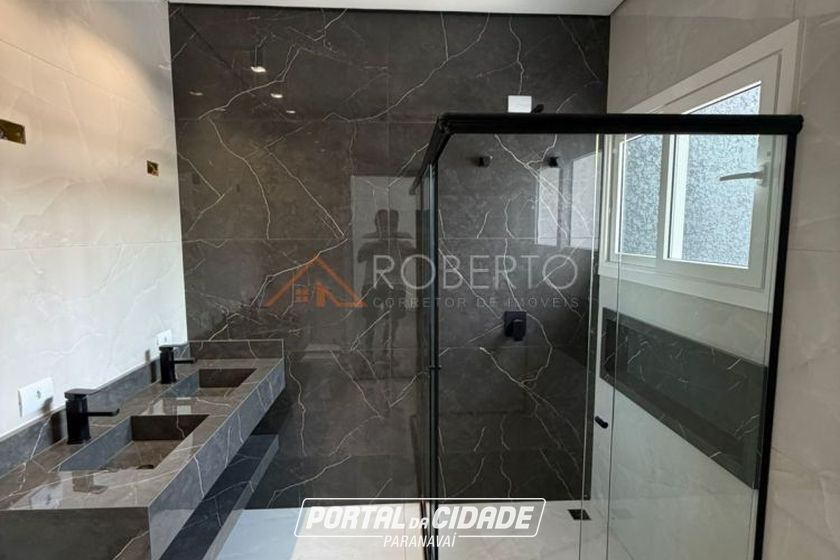 Casa &agrave; venda - 360m&sup2; - MONTE CRISTO