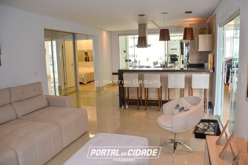 Casa &agrave; venda - 400m&sup2; - Condom&iacute;nio &Aacute;guas do Paran&aacute;