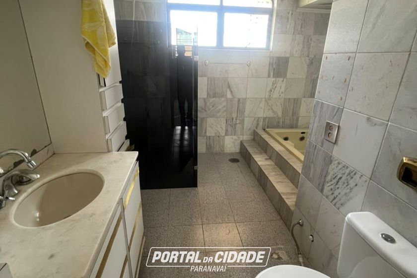 Sala Comercial para alugar - 2m&sup2; - Centro