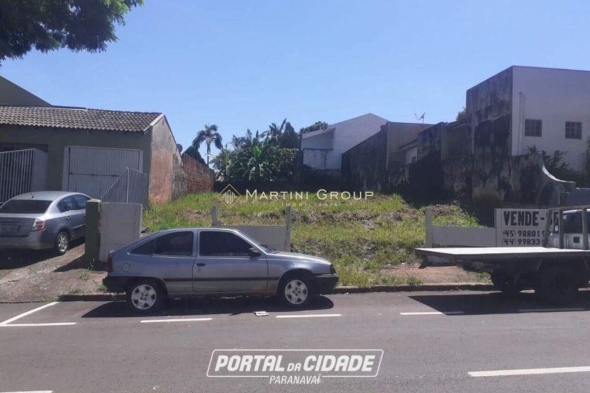 Terreno &agrave; venda - 345m&sup2; - Centro