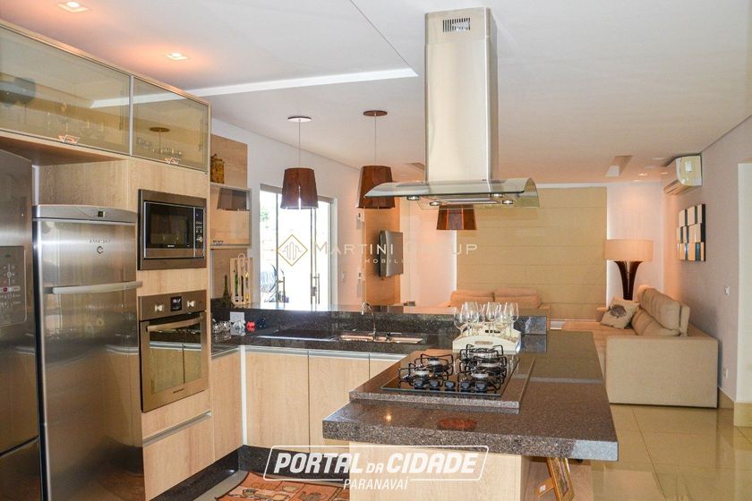 Casa &agrave; venda - 400m&sup2; - Condom&iacute;nio &Aacute;guas do Paran&aacute;