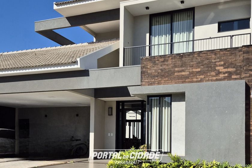 Casa &agrave; venda - 270m&sup2; - Centro