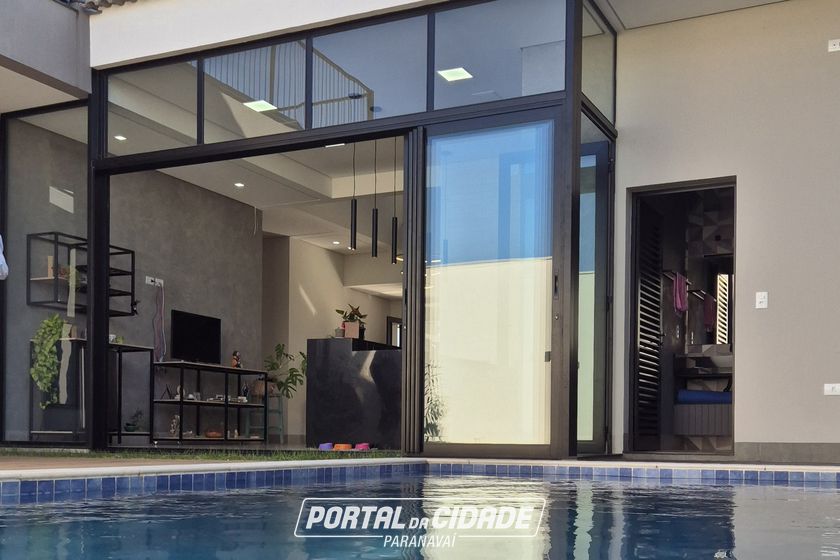 Casa &agrave; venda - 270m&sup2; - Centro