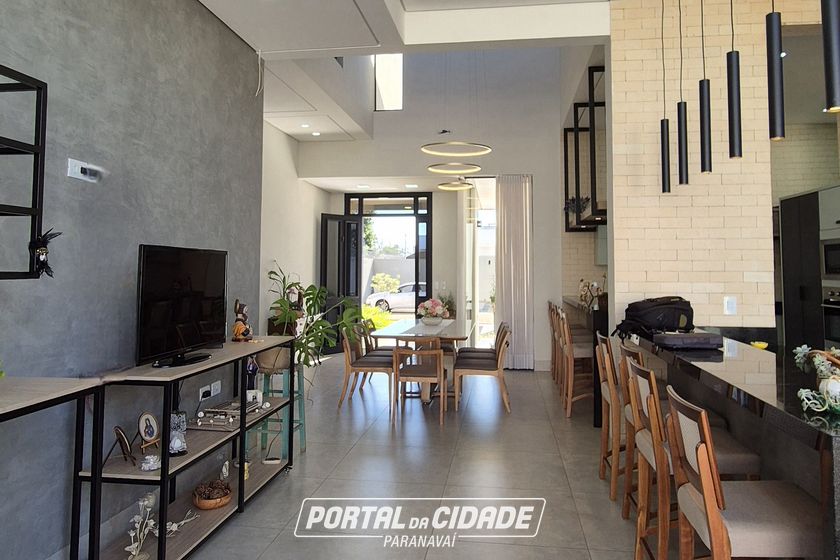 Casa &agrave; venda - 270m&sup2; - Centro